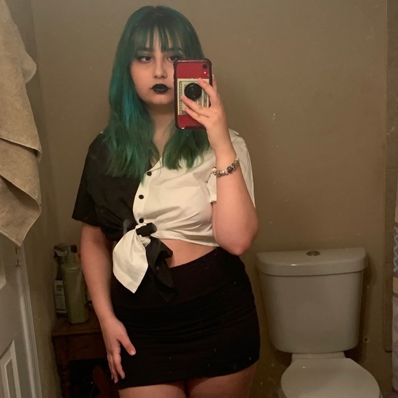 Meet your Posher, Lee - Picture 2 of 4